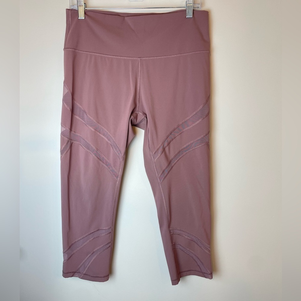 Lululemon Wunder Under High-Rise Crop 21" *Luxtreme Mesh Red Dust Size 12 - Picture 1 of 12